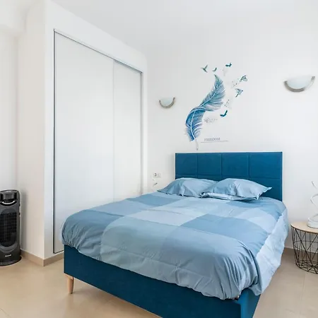 Le Grand Large - Appt Proche Апартаменты